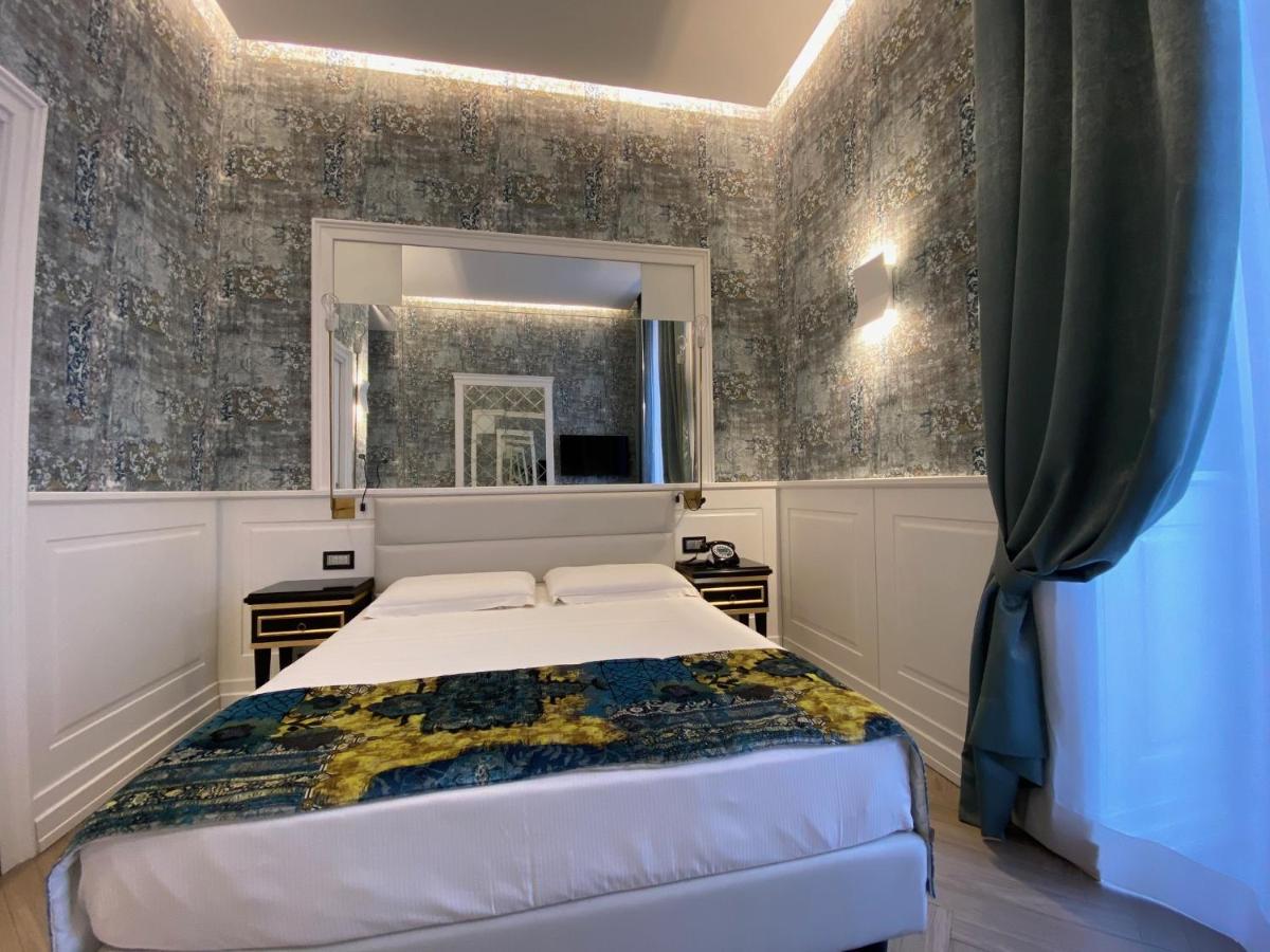 Bed and Breakfast Relais Piazza Vittoria Nápoles Exterior foto